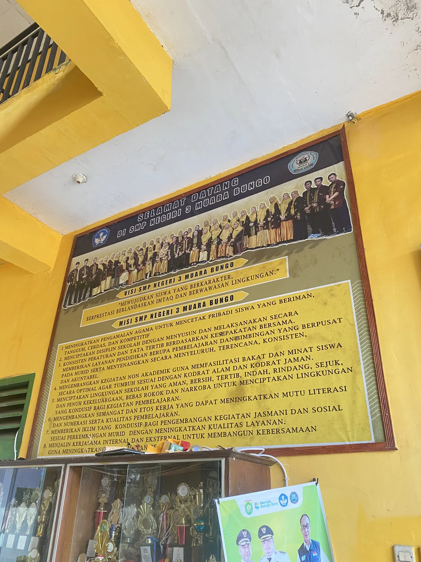 Foto asli papan visi dan misi SMP Negeri 3 Muara Bungo